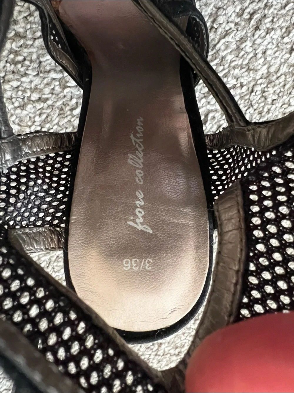 fiove collection sophisticated black